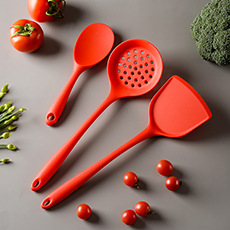 新款硅胶木柄厨具12件套装烹饪煎铲勺密更汤勺刮刀油刷粉抓打蛋器详情7