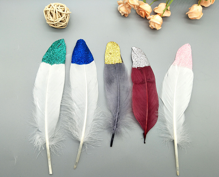 A large quill feather gift box with all-gold and all-silver feathers, paper card bookmarks and decorative quill pens pic 76