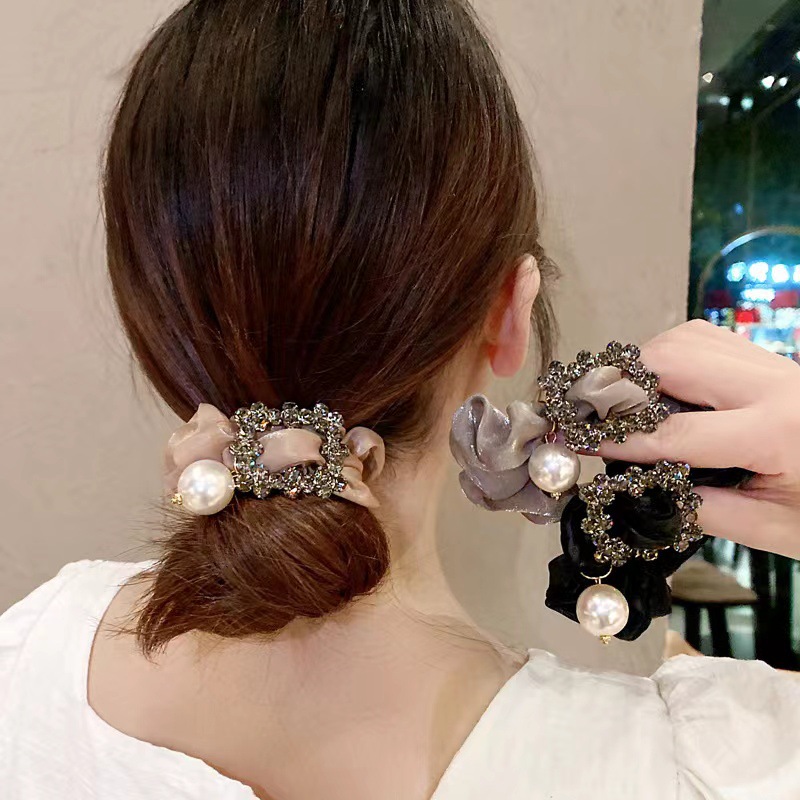 Korean-style organelle pearl large intestine hair tie for women in summer, ins French high-end ethereal chanel-style hair tie pic 1