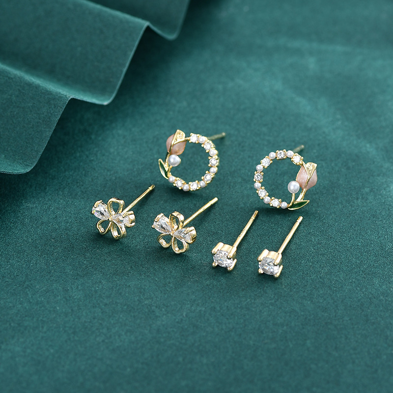 S925银针一卡三对装锆石花瓣养耳小耳钉女ins风气质耳环耳饰品详情7