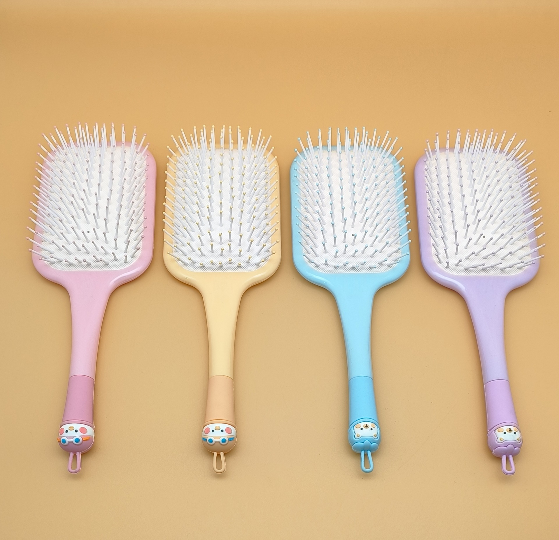 新款女生专用可爱卡通硅胶软头大方头气垫梳 蓬松造型气囊梳圆滚排骨梳 烧烤刷款式梳子详情9