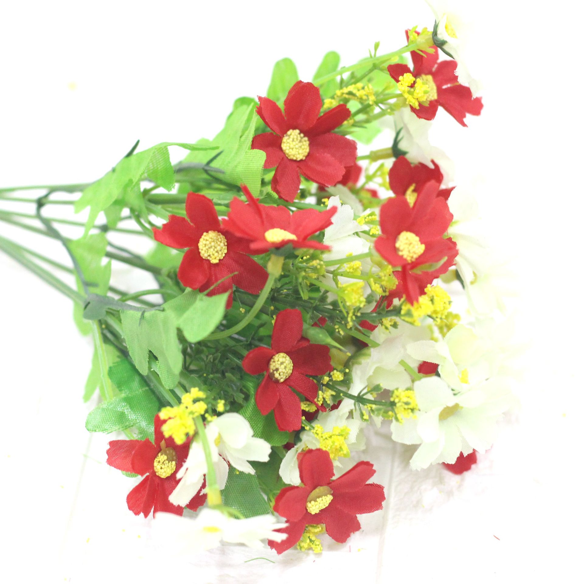 Factory wholesale of garden flowers, artificial flowers, fake flowers, 28-head jumping orchid chrysanthemums, small daisies, wedding project flowers pic 6
