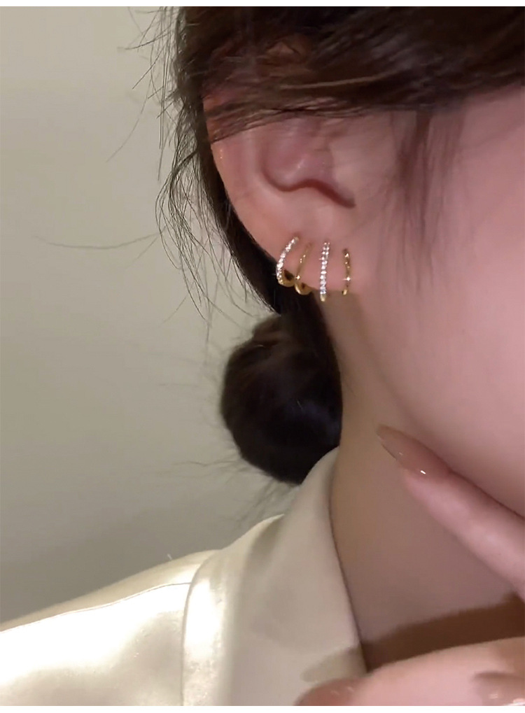 新品耳环小众设计感网红耳饰女防过敏925银针时尚四爪耳钉详情31