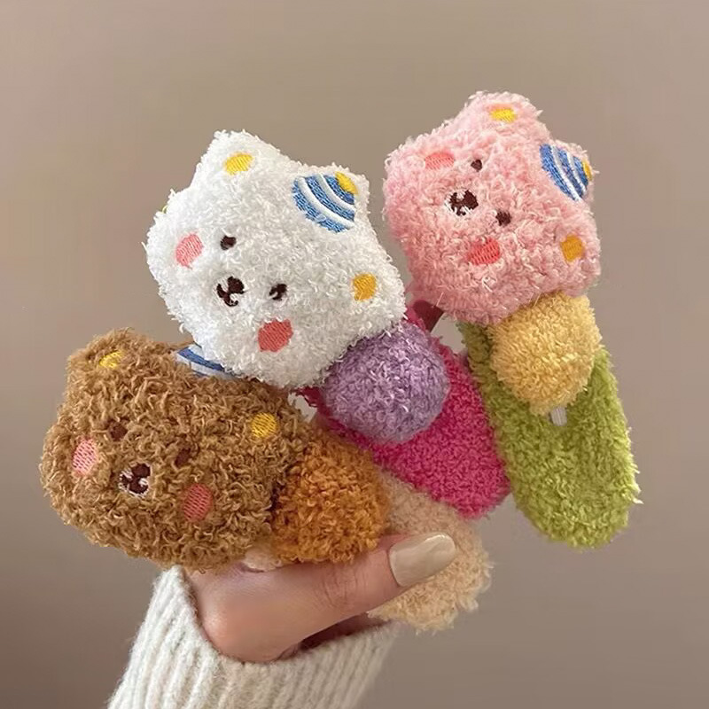 新款韩国秋冬毛绒布丁熊可爱鸭嘴夹大号发夹女后脑勺盘发发卡头饰详情7