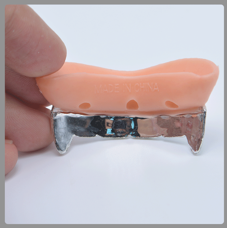 跨境万圣节装扮道具电镀金银假牙仿真僵尸假牙搞笑整蛊牙套整人玩具详情6