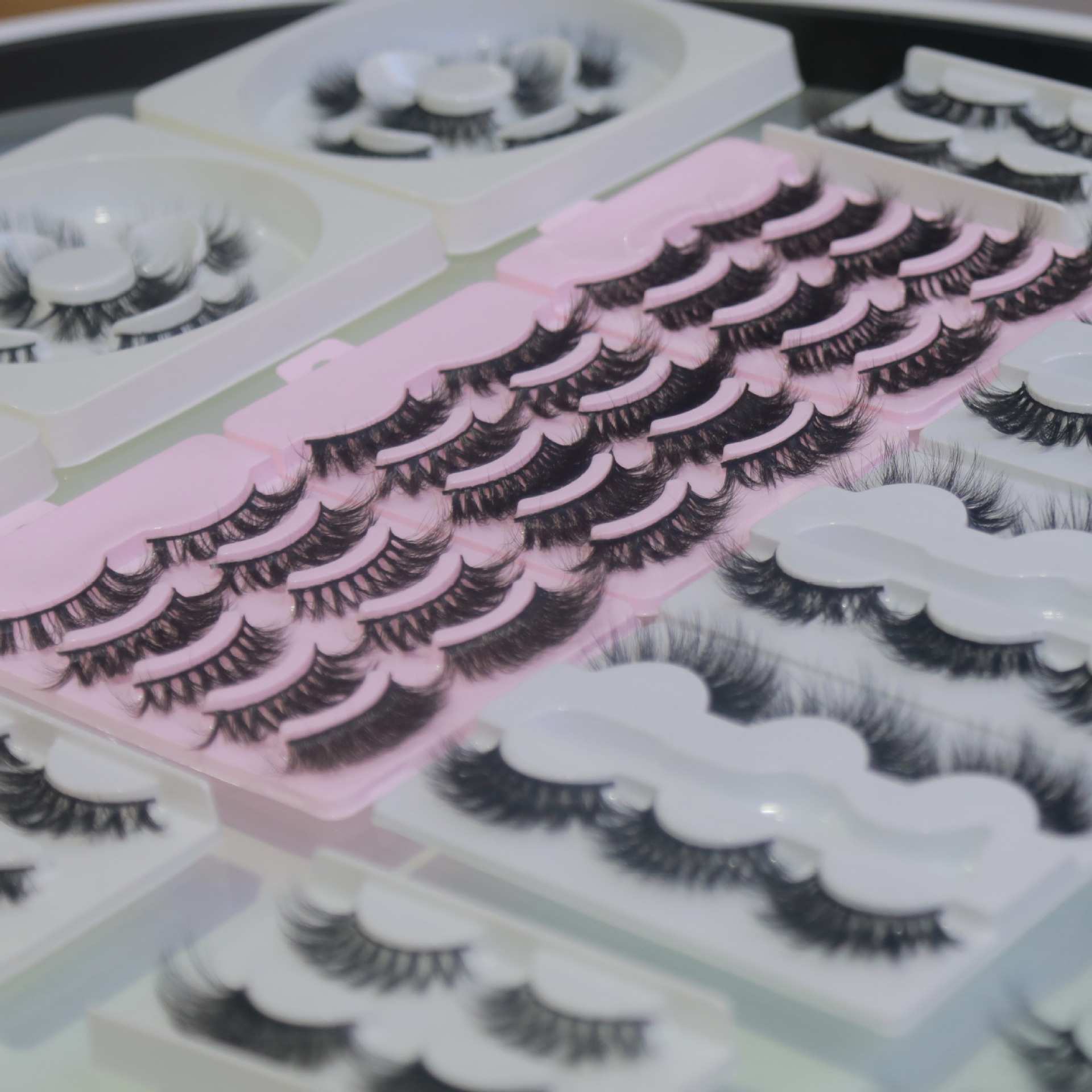 Natural hard-stem mink false eyelashes, light European and American short daily makeup eyelashes, wholesale eyelashes in Pingdu City pic 13