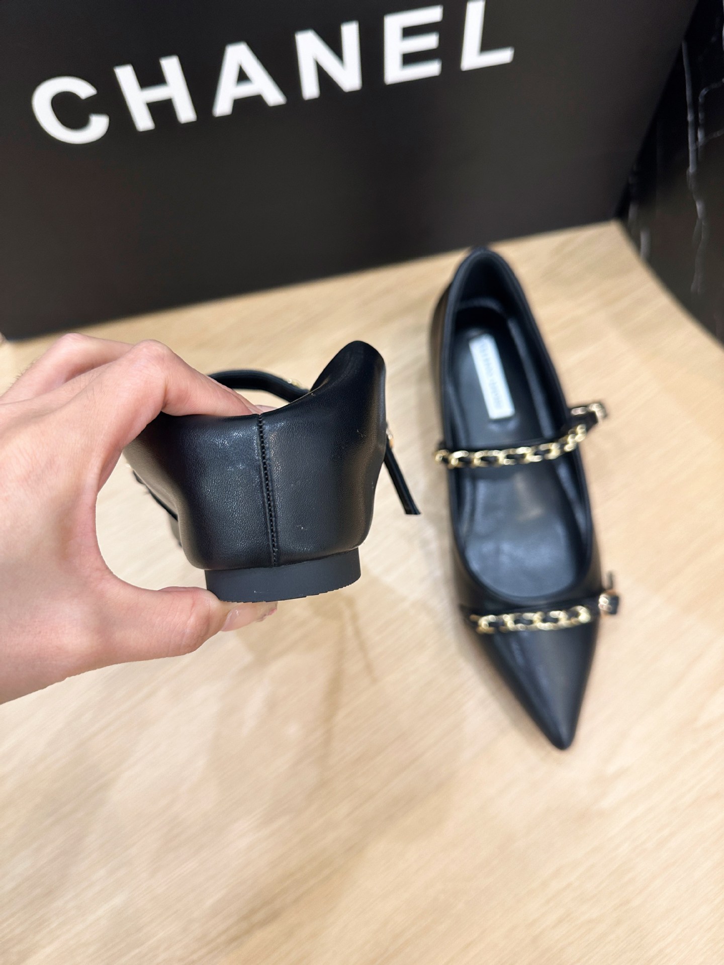 增高5厘米法式金属链条一字扣带浅口单鞋女小众尖头平底玛丽珍鞋详情4