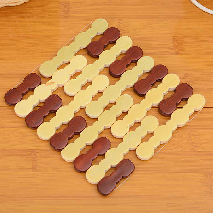 The 16cm round bamboo hollowed-out coasters and placemats at the two-yuan store are selling well. The bamboo heat-insulating MATS and bowl MATS are also on sale pic 7