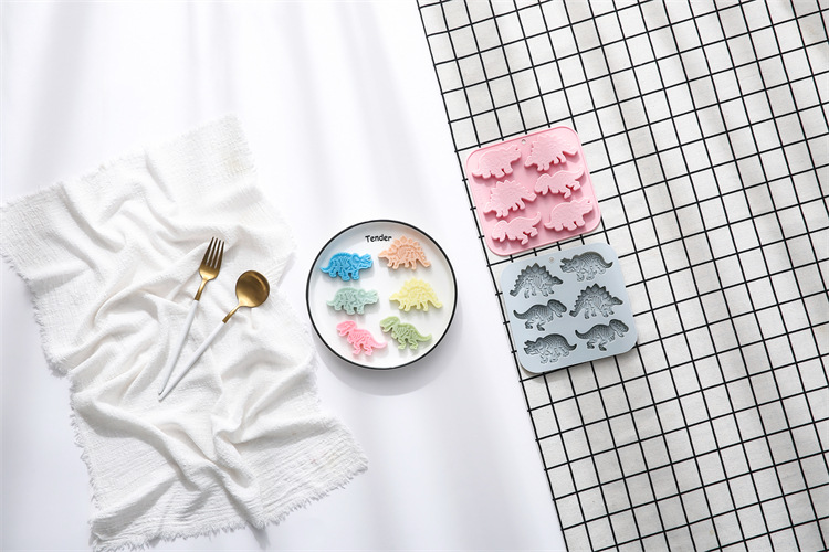 We have 6 different types of silicone molds for baking, chocolate molds, ice cube trays and cake molds in stock pic 5