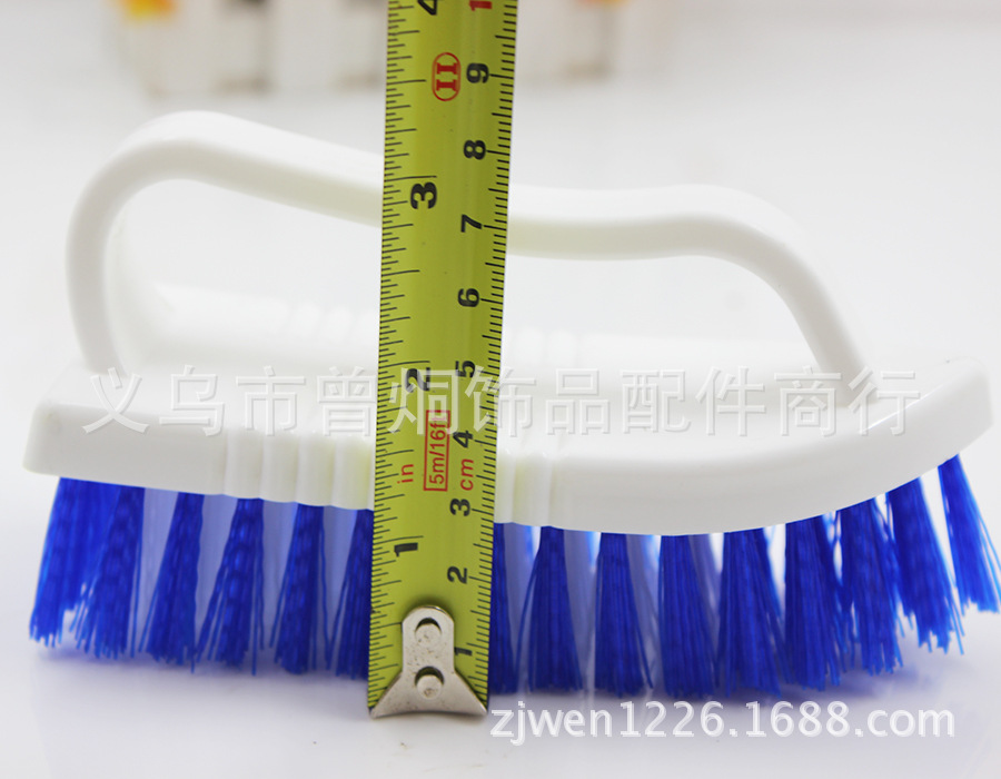 Wholesale of multi-purpose laundry brushes, shoe brushes and plastic cleaning brushes with handles for daily necessities at two yuan pic 10