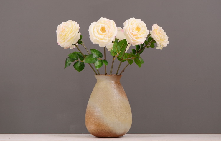 Dongli Flower Industry, the source factory, wholesals high-end artificial flowers, anti-real flowers, living room decoration, life-sized royal roses, and light luxury home floral art ornaments pic 16