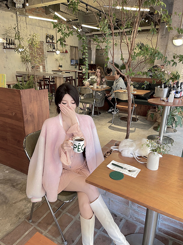 颗粒绒棒球服羊羔毛皮草外套女撞色时尚粉色羊剪绒皮毛一体大衣冬详情14