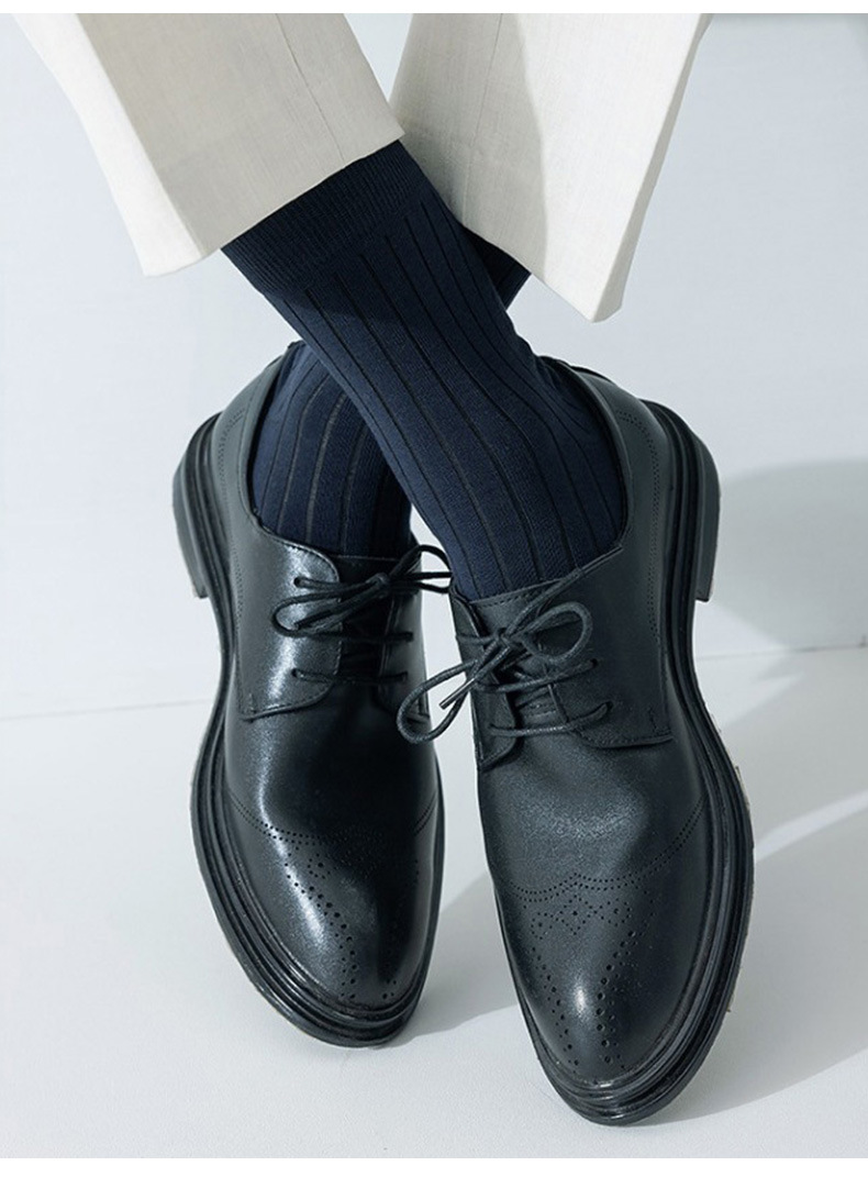 袜子地摊一件代发袜子男春秋中筒袜条纹商务休闲透气吸汗防臭黑白灰纯色棉袜绅士袜一件代发详情3