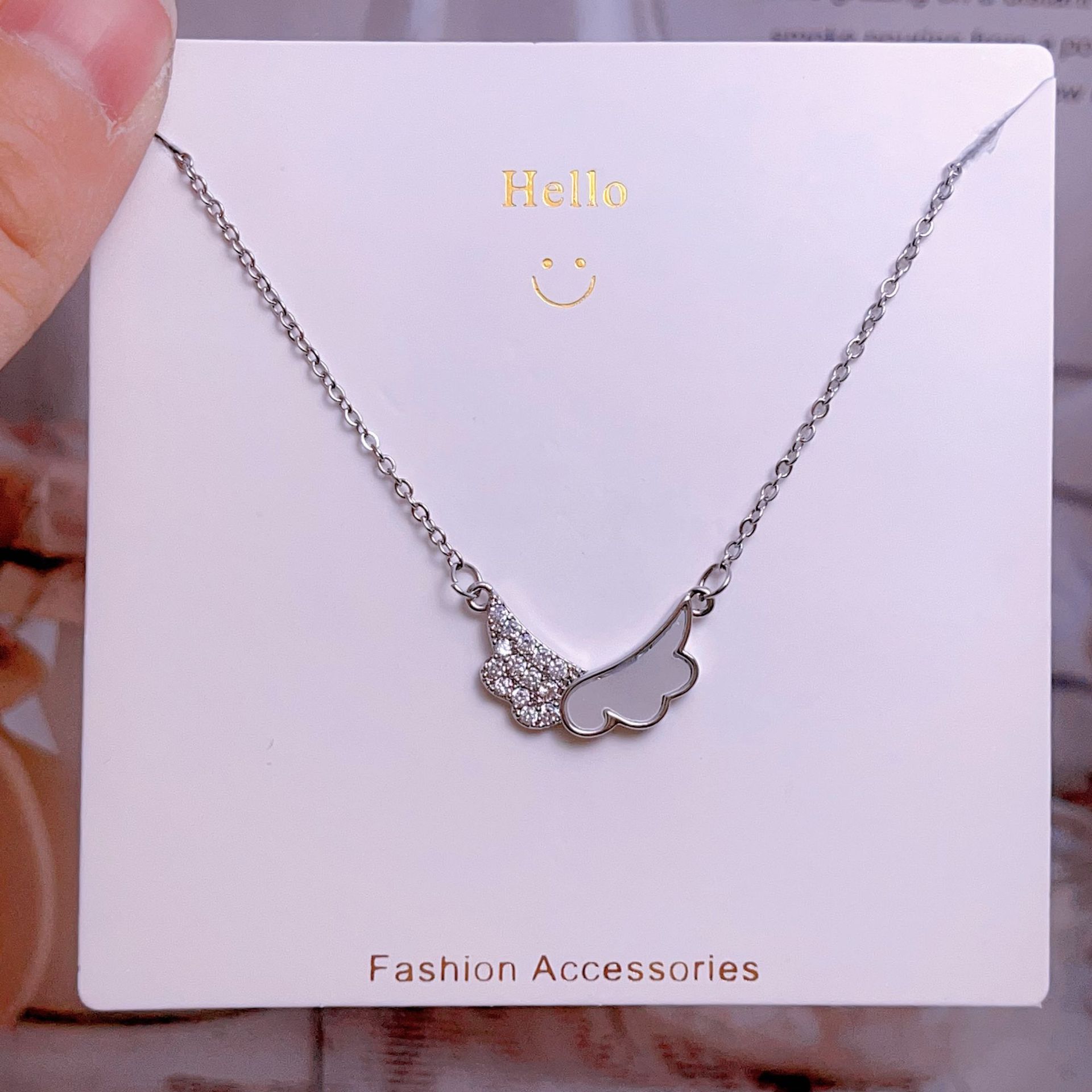 Titanium steel collarbone chain, non-fading wing heart original design, high-end light luxury necklace, direct sales from Yiwu factory pic 10