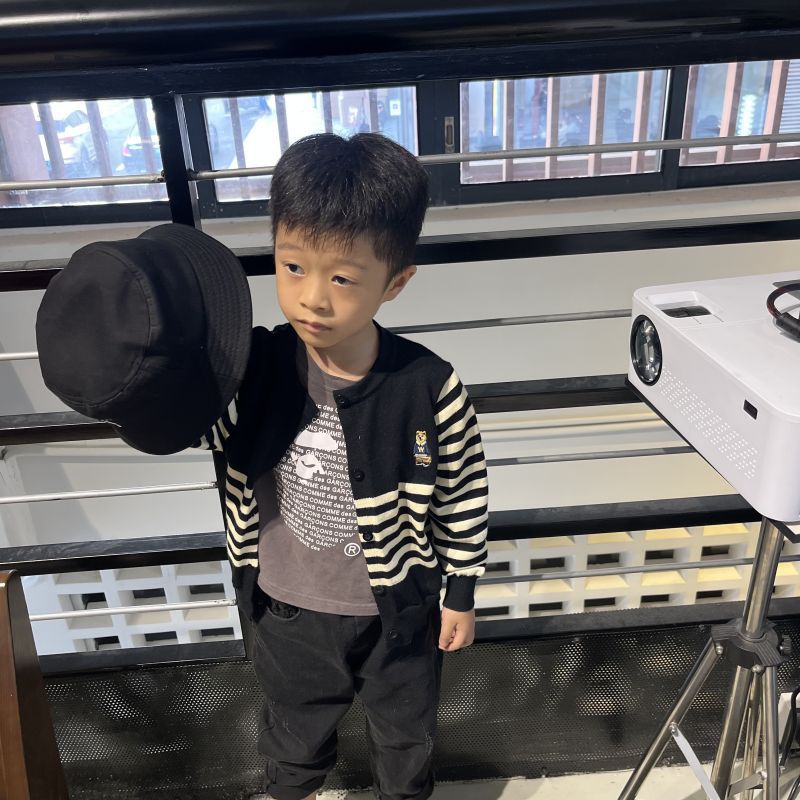 儿童毛衣开衫2022秋冬学院风卡通熊刺绣宝宝小外套男女童跨境专供详情4