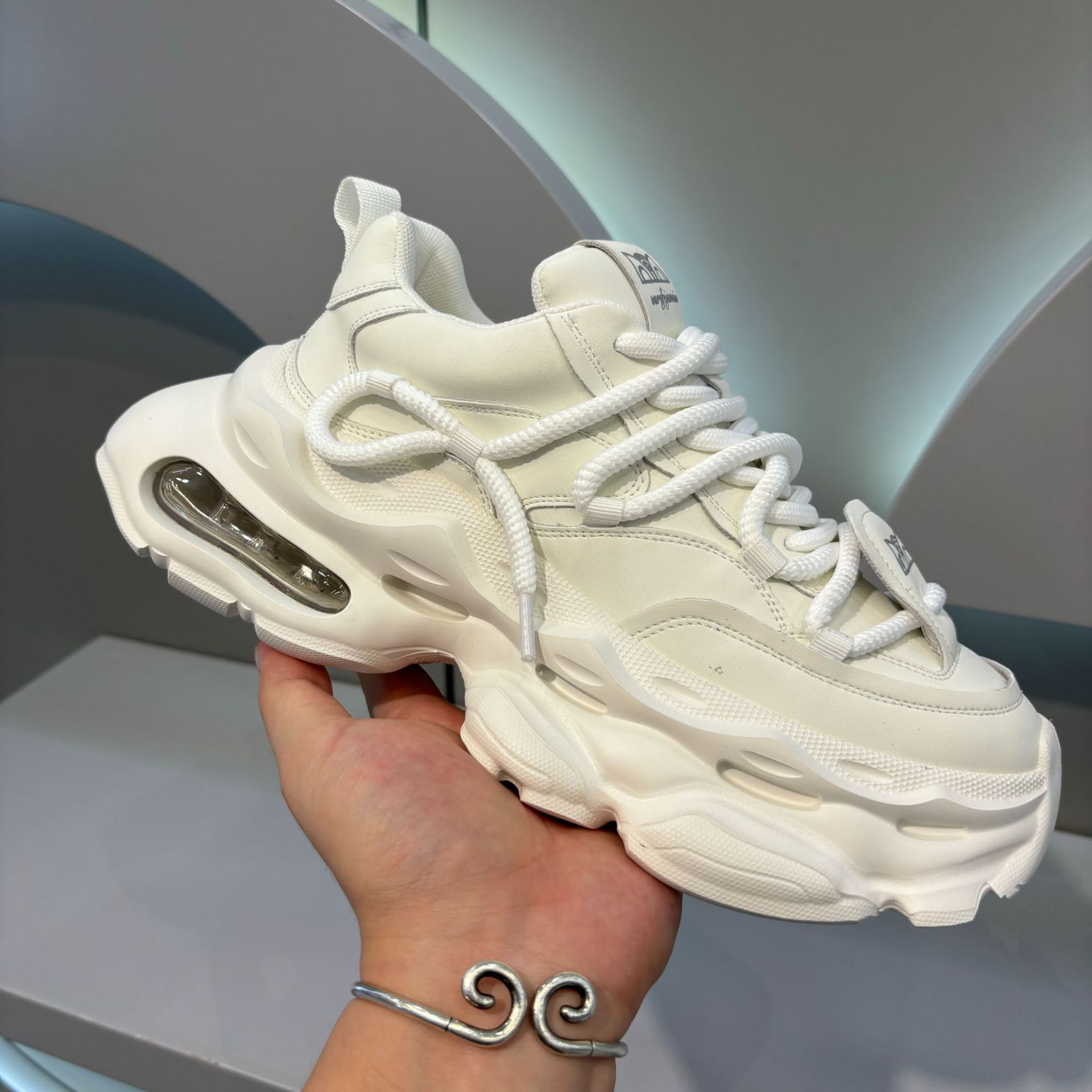 2024新款薄款小白鞋增高透气网面鞋子男款夏季厚底老爹鞋百搭男鞋详情8