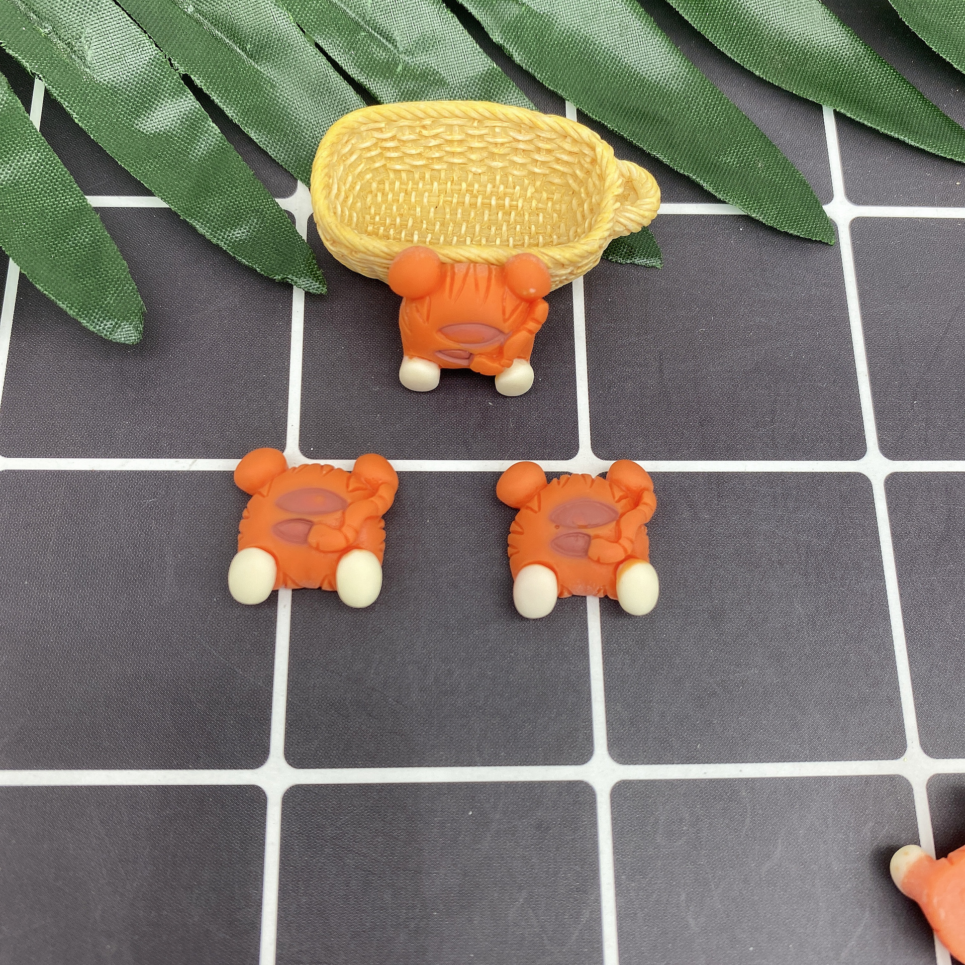 树脂配件饰品帽子贴片史莱姆内放DIY日韩风哑光笑脸厂家直销详情64