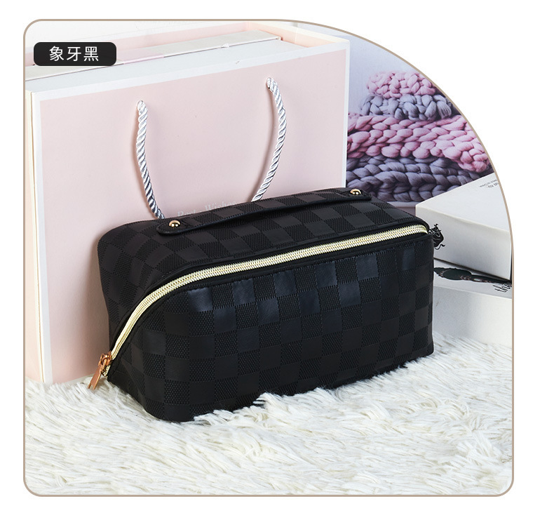 PU枕头化妆包女便携化妆品收纳包旅行大容量洗漱包收纳袋详情5