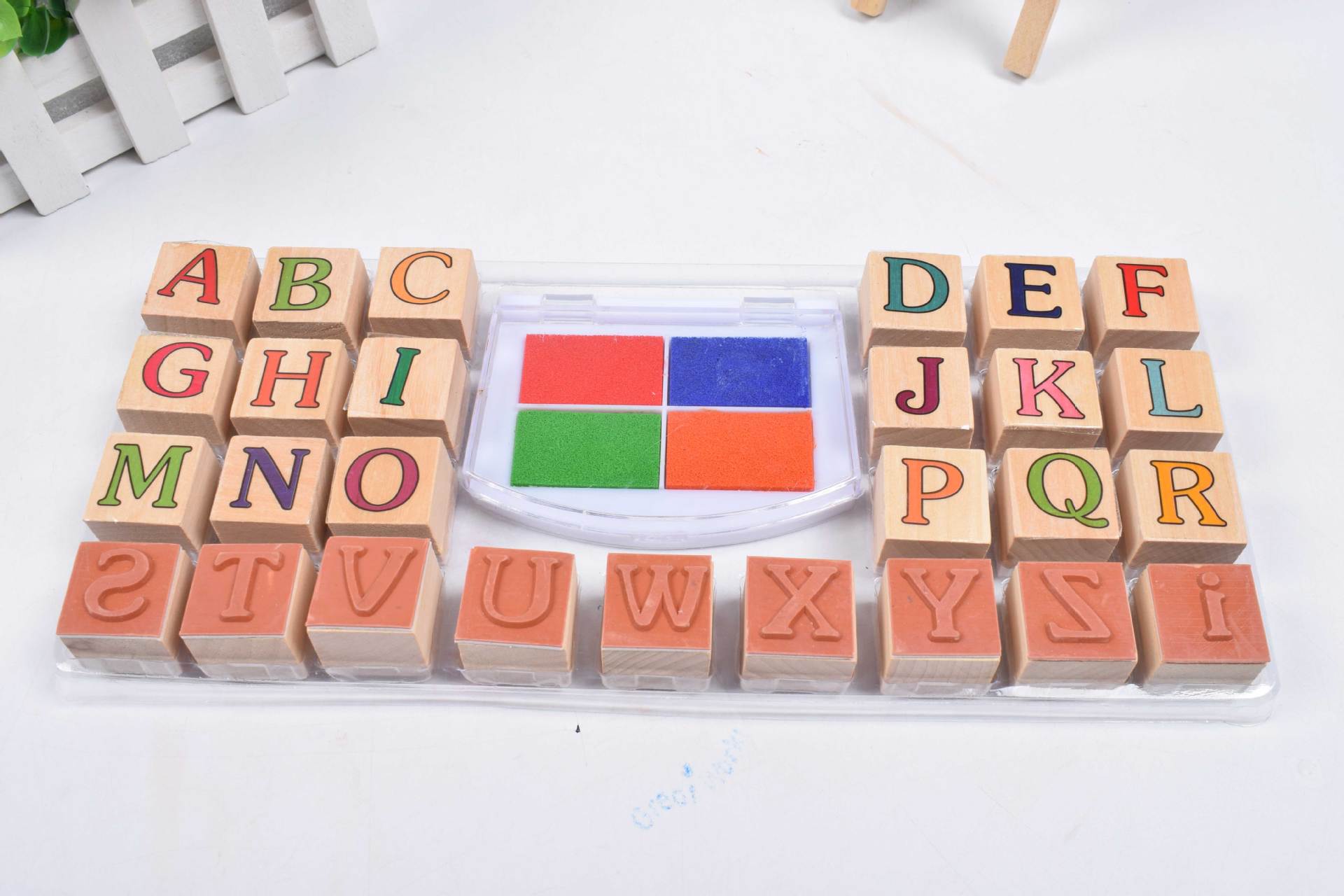 厂家供应木制儿童学习26英文字母印章 玩乐教学益智用品盒装批发详情2