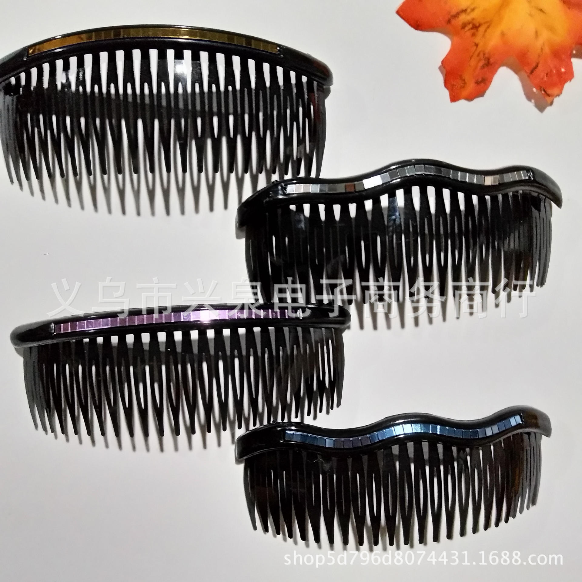 Large comb, sequin comb, flash comb, wavy strip comb, one-yuan small commodity pic 6