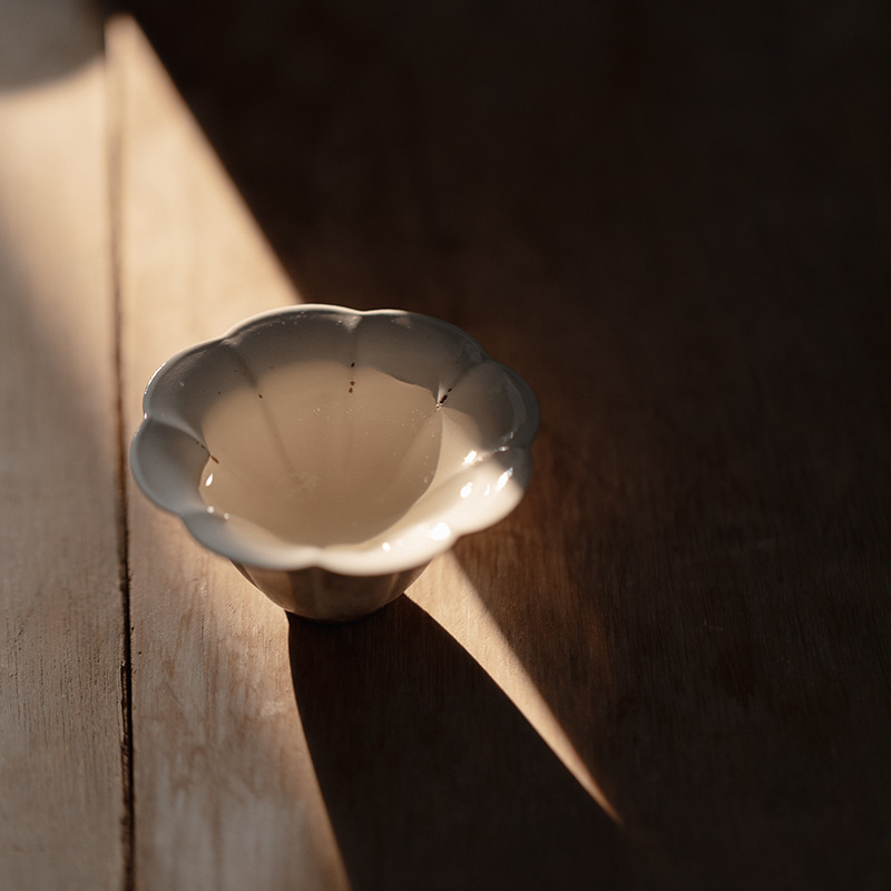 梵汝 日式郎红手工粉引落栀花边口品茗杯功夫茶具个人茶杯闻香杯详情8