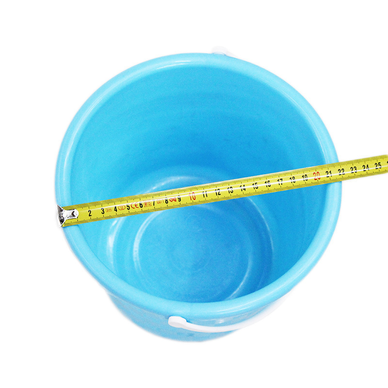 塑料小水桶 手提桶家用桶 儿童戏水桶 2元店日用百货一元二元小商品小百货地摊详情3