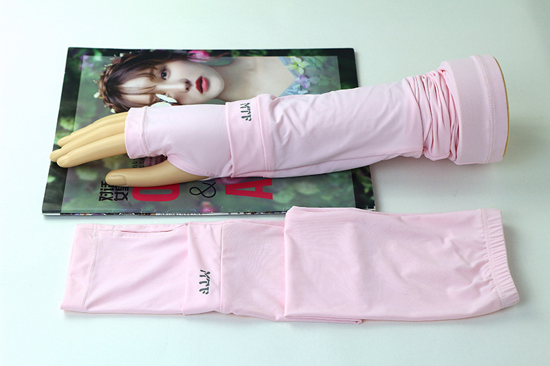Factory wholesale new xylitol ice silk versatile sleeve sleeves for men and women, direct sales in stock pic 4