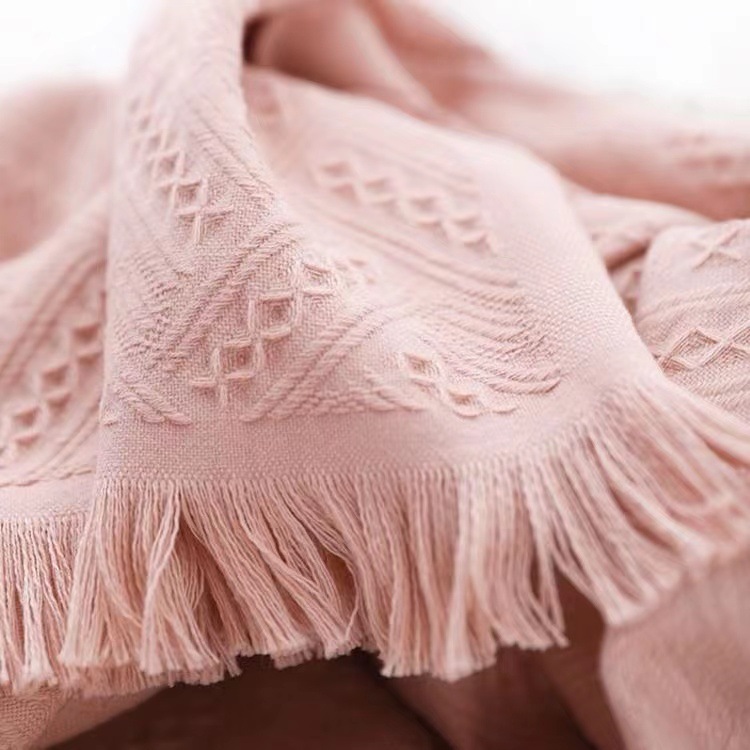 At dusk and dawn, elegant tassels, adult household facial cleansing towels, wedding souvenirs, wedding return gifts pic 5