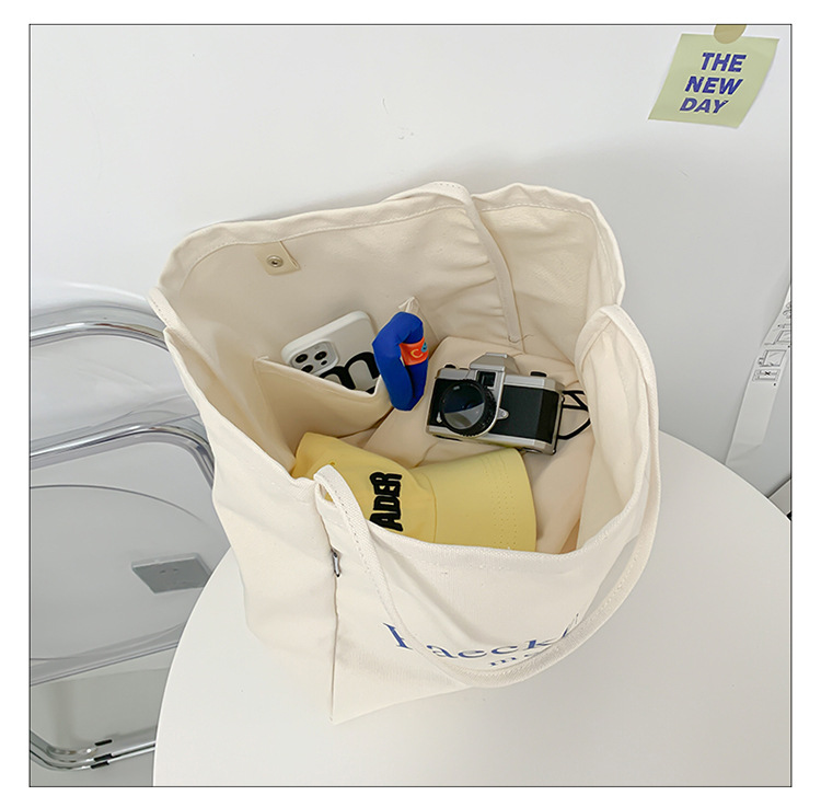 外贸潮流女包 布包新款韩版时尚简约单肩包 字母印花文艺托特包详情13