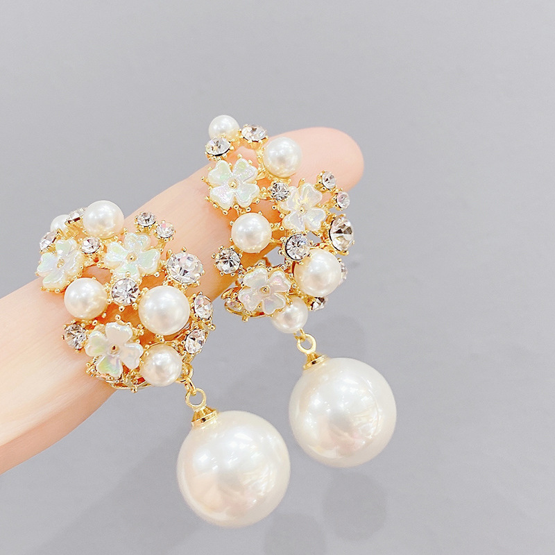 S925 Silver Needle Shell Trendy Japanese and Korean Super Sparkling pearl wreath Elegant stud earrings Forest-style fashionable and sweet student earrings for women pic 17