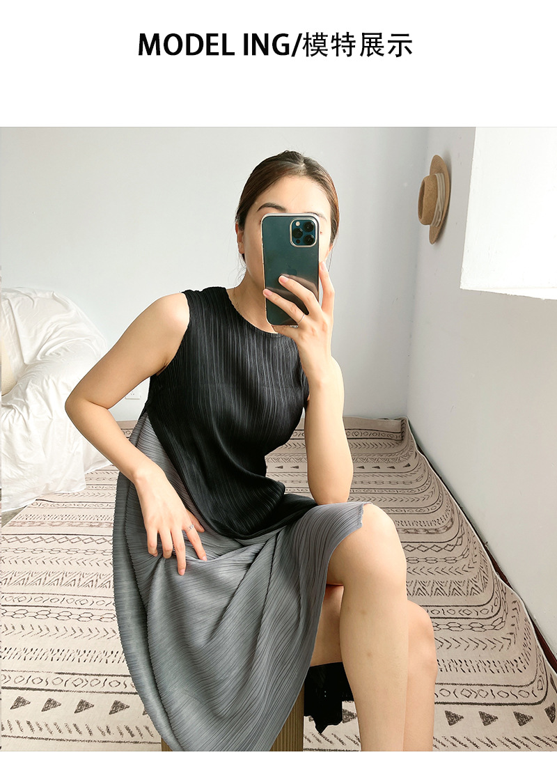 A mid-length sleeveless pleated dress for women, a new summer style by Miyake. This irregularly pieced A-line base dress is stylish pic 41