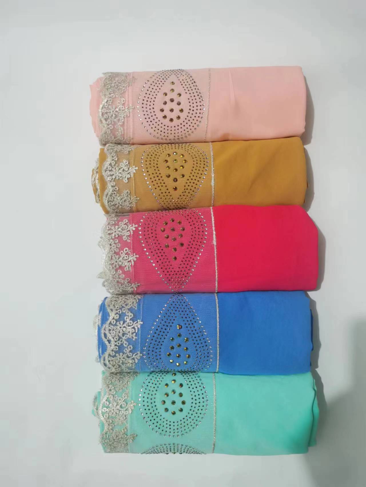 跨境中东阿拉伯新品头巾珍珠雪纺拼接蕾丝花边精品围巾爱心滴水钻详情15