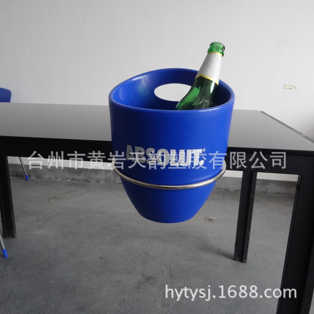 Factory processing and customization of thickened square hand-held ice cube buckets for bar use, with 1.7L small ice cube buckets in stock for foreign trade pic 40