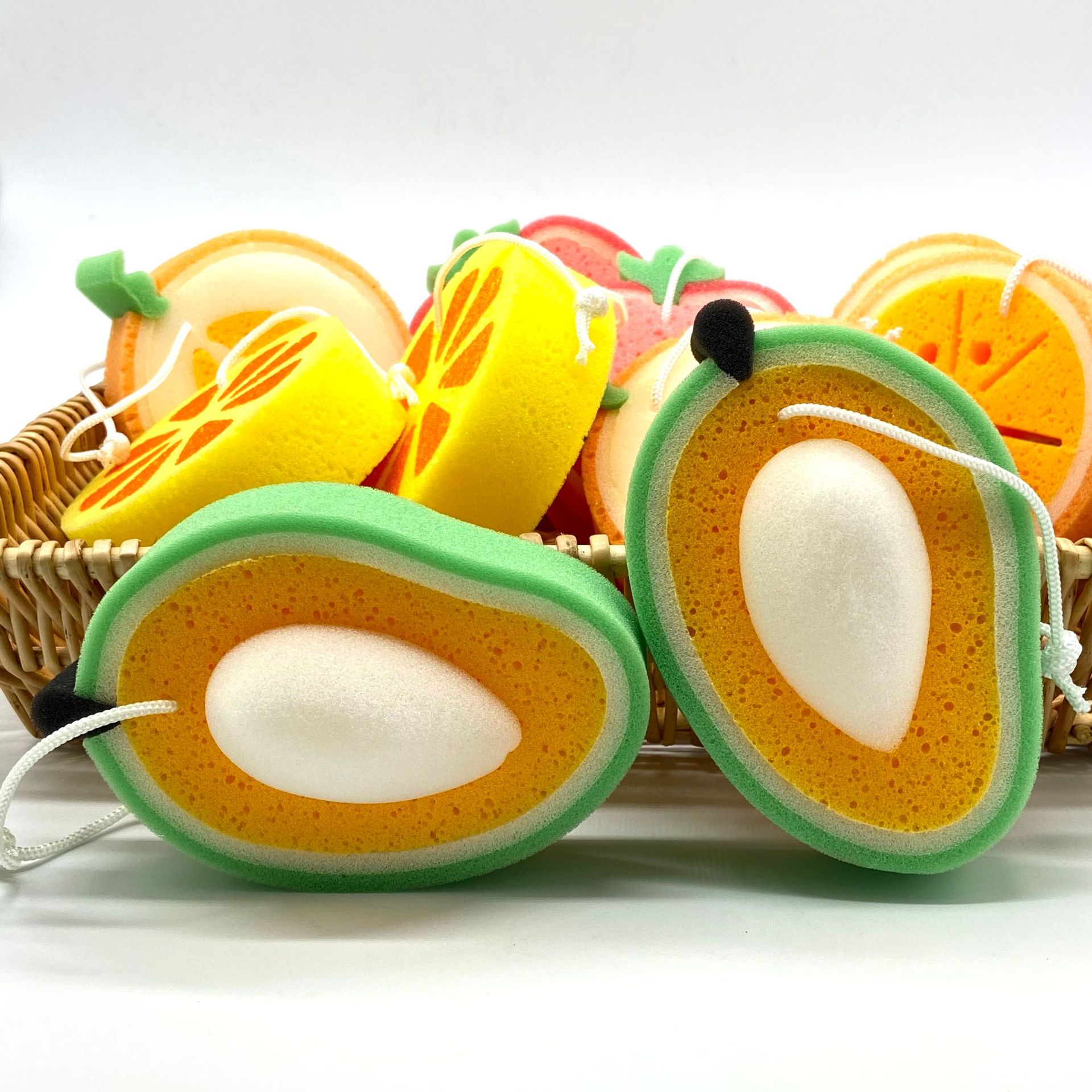 We supply patterned bath sponges, foamed sponges and bath sponge products pic 8