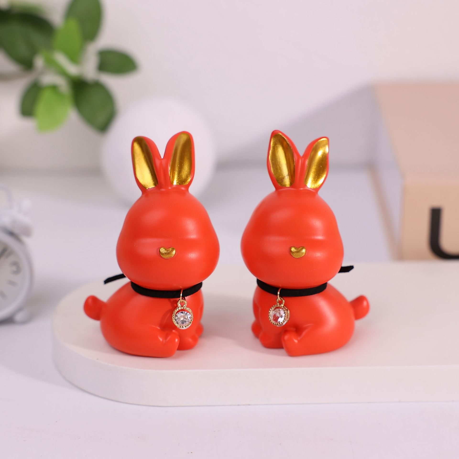 Creative cartoon abstract rabbit car ornaments, cute couple resin table decoration decorations, as gifts for best friends and best friends pic 3