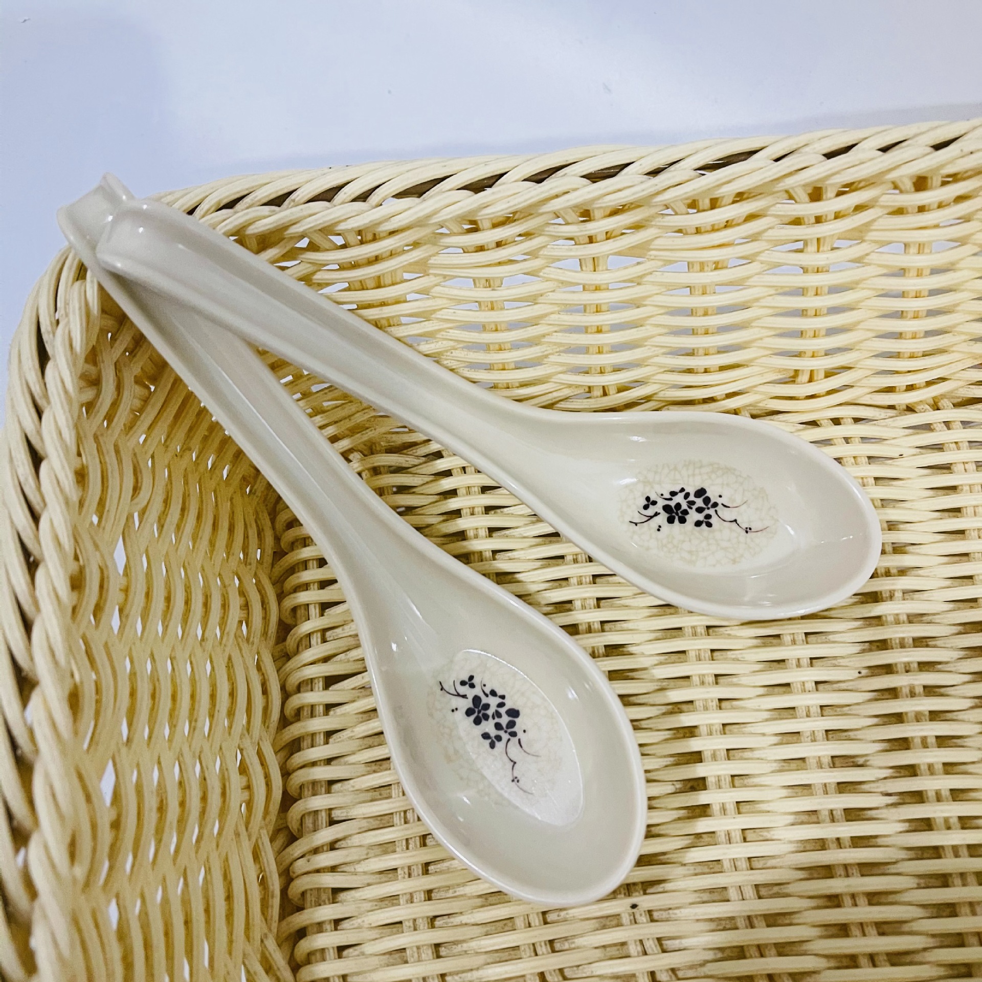 125 lotus flower spoon, Melamine spoon, long-handled spoon with hook, flat-bottomed spoon, spicy hot pot spoon, soup spoon, spoon, one yuan supply pic 1