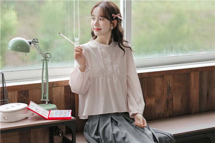 2023 Autumn new style sweet and fresh lantern sleeve lace patchwork round neck pullover long-sleeved striped doll shirt for women pic 8