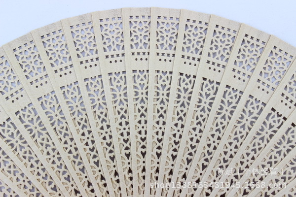 8寸全冲香木扇批发中国特色礼品扇仿檀木扇折扇外贸出口扇详情3