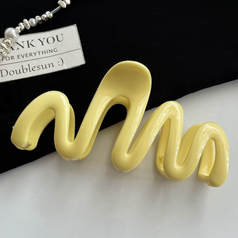 13CM curly hair clip, large hair volume, Korean-style ponytail hair accessory, high-end shark clip wholesale in Yiwu pic 15