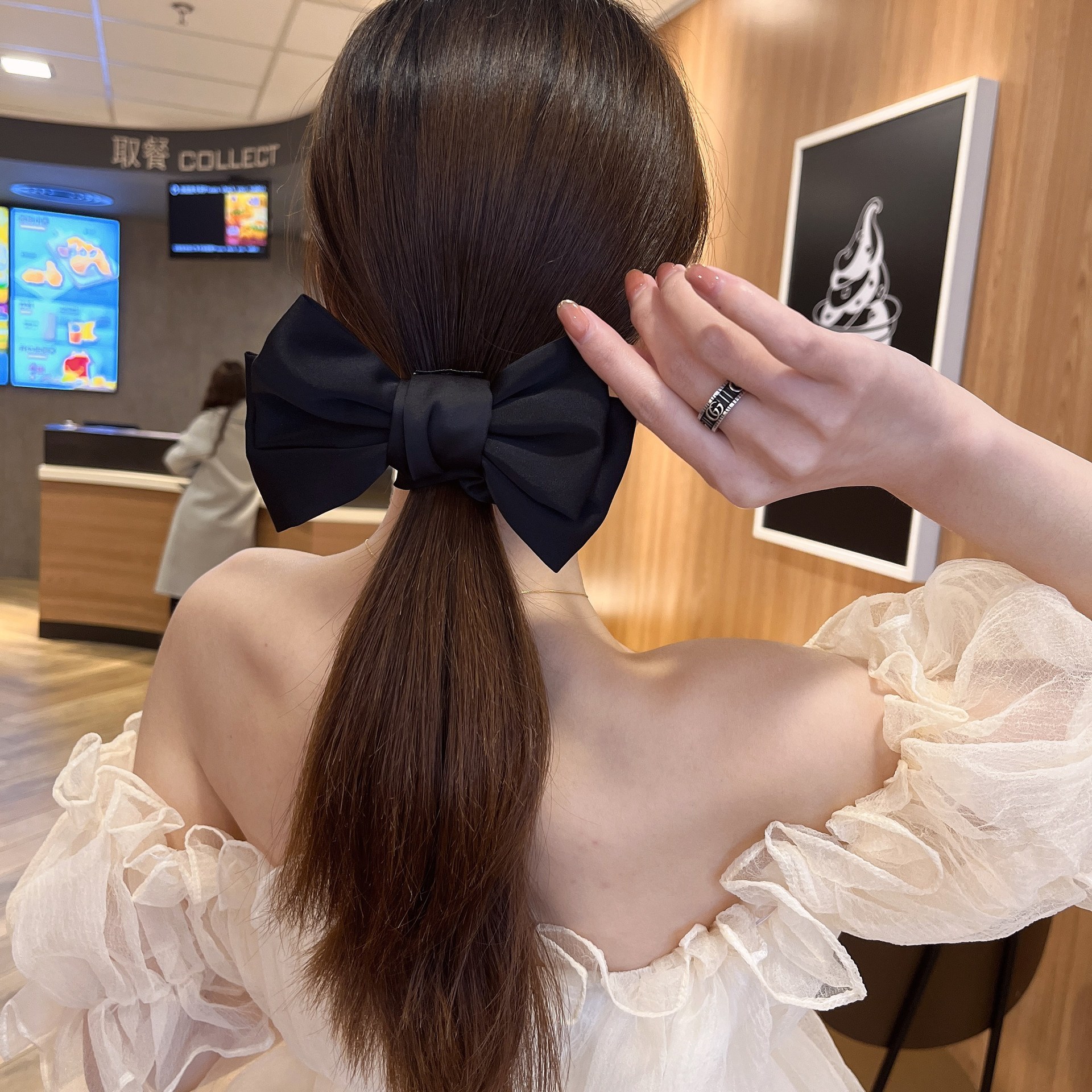 韩系同款缎面蝴蝶结大肠圈发圈高级感黑色头饰高弹力马尾头绳女详情17