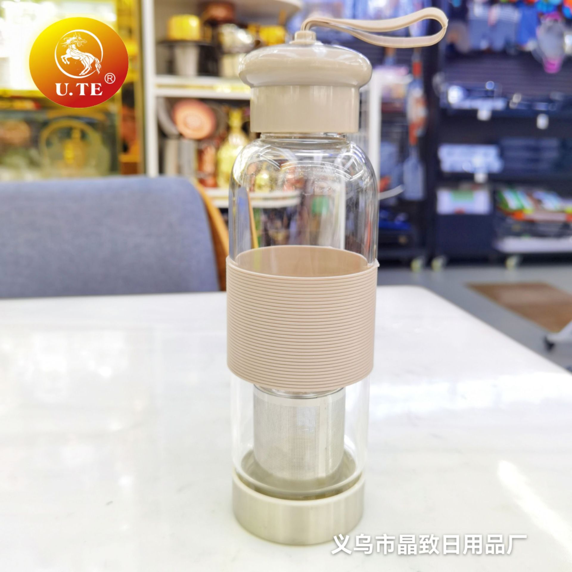 U.TE高硼硅耐热玻璃杯子 创意便携运动带不锈钢过滤网大容量水杯详情4