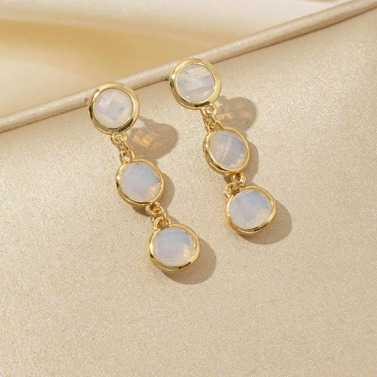 Wholesale of new cross-border genuine gold electroplated earrings, simple geometric earrings, best-selling earrings on AliExpress and Amazon pic 5