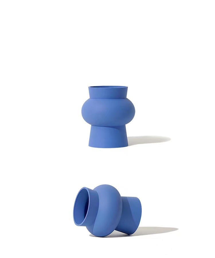 Nordic Ins-style ceramic vase, Klein blue ceramic flower arrangement, entrance decoration piece, light luxury living room decoration dry vase pic 7