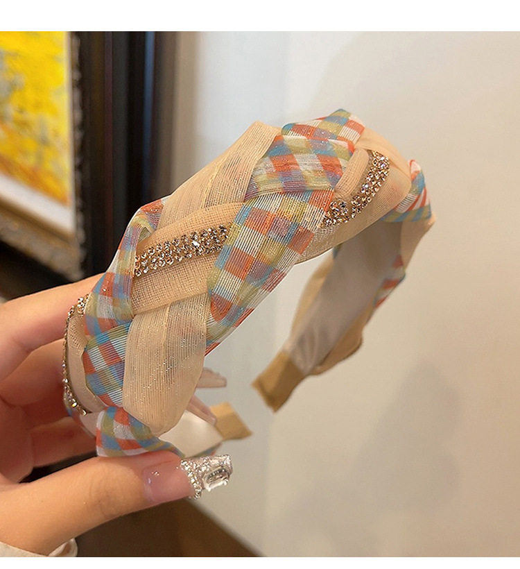 High-end mesh diamond-encrusted hairband, color-blocked twisted headband, wide-edge checkered outside-pressing hairpin, 2023 Internet celebrity new style pic 17