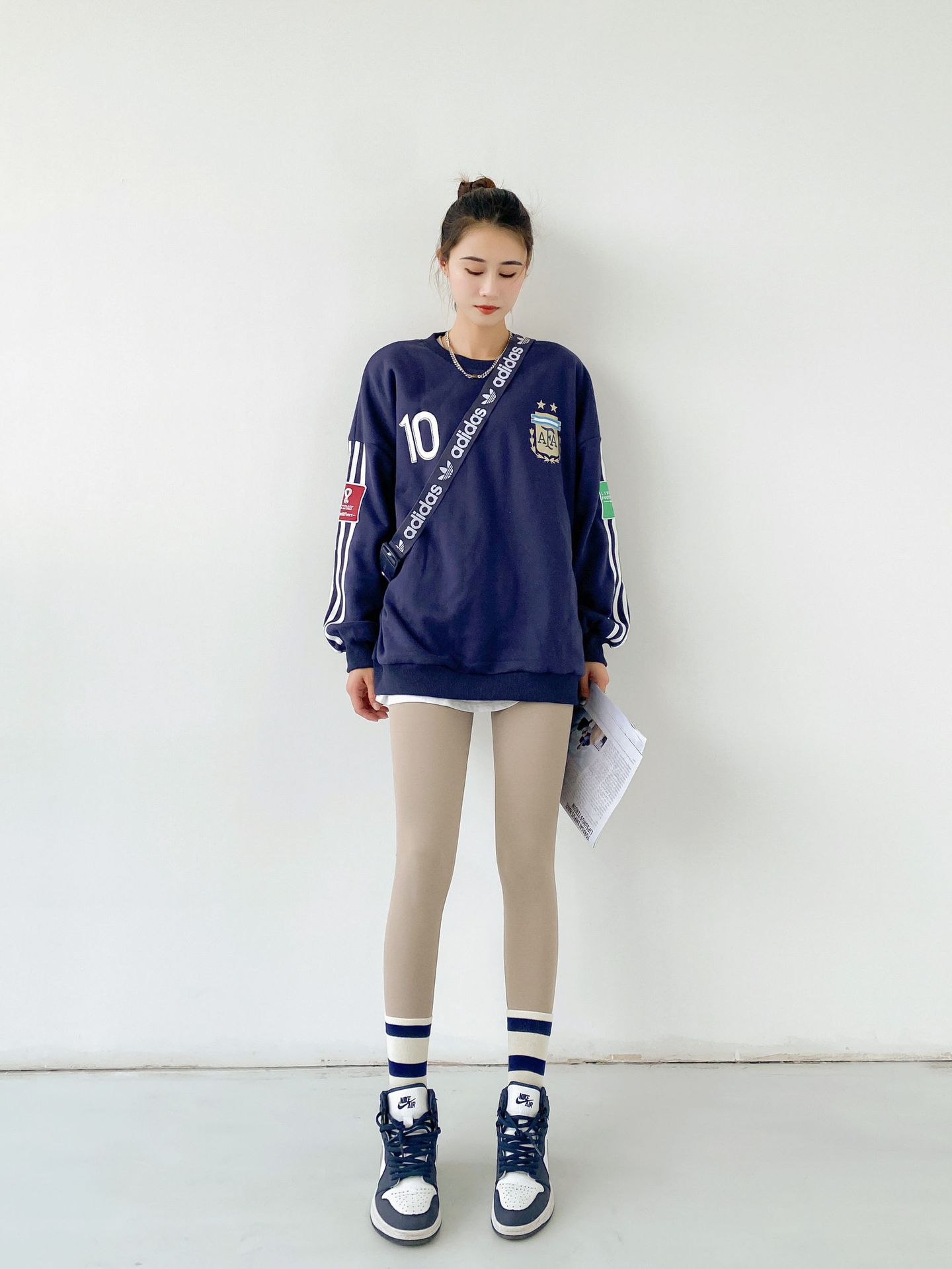 Wholesale of 2023 Spring and autumn tight-fitting high-waisted leggings, water-sparkling Barbie pants, a must-have for lifting buttocks, 9-inch pants, a one-piece replacement for women pic 31