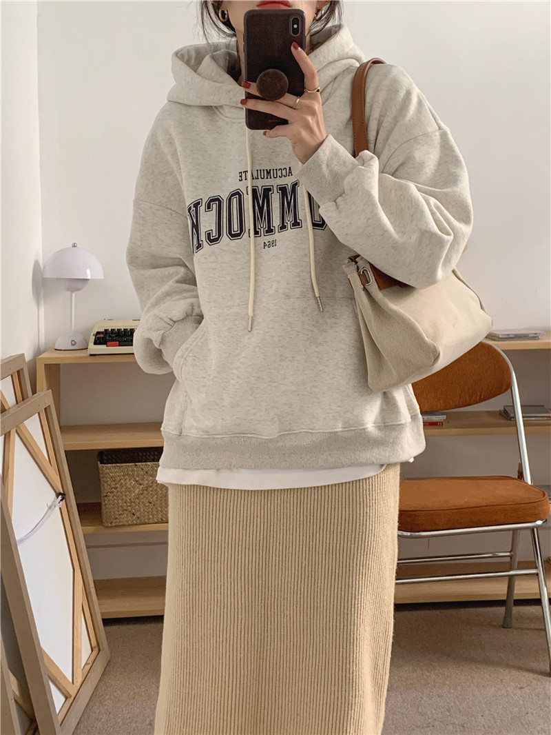 Letter-printed pullover with fleece hooded sweatshirt for women 2023 autumn/Winter new style Korean loose and versatile long-sleeved top pic 3