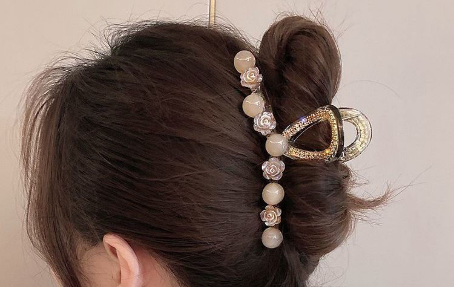 Elegant little camellia flower bead claw clip, large hair volume, high-end updo shark clip for women at the back of the head pic 12