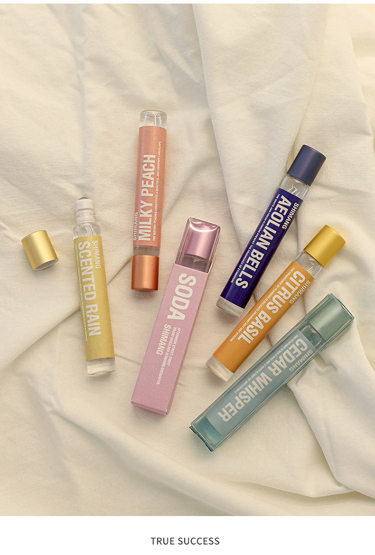 The popular online bestseller, Shi Mang Roll-on Perfume, is a fresh and natural light body lotion. It is available for wholesale and distribution in Vietnam for both men and women pic 26