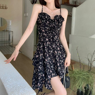 黑色吊带连衣裙子女夏季2024新款收腰显瘦高级感气质赫本风小黑裙详情15
