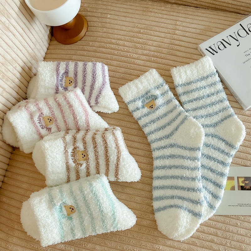 秋冬袜子女中筒睡眠袜韩版纯色珊瑚绒袜子保暖加绒休闲袜详情6